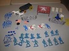 Vintage 1960's MPC Ring Hand Civil War Soldiers, Cannon, Tent Blue Union Lot
