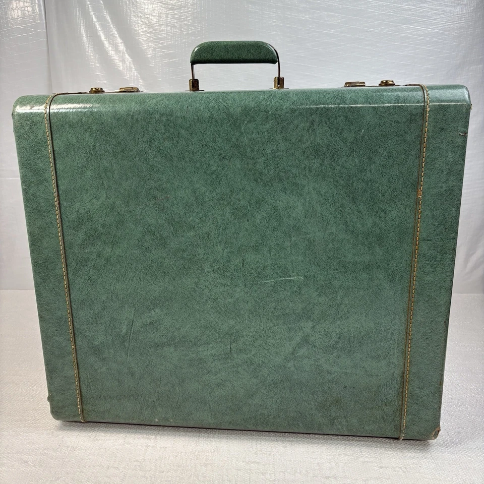 VTG Green Hard-Sided Suitcase Luggage w/ Satin Lining & Garment Bars 1940s–50s - Image 3 of 4