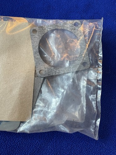 Kit de paquete de junta de revisión de motor superior genuino MOPAR Jeep 4636982AE - Imagen 4 de 9