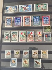***TIMBRES DU TOGO***  JOLI LOT DE TIMBRES AVEC TRACE DE CHARNIERE