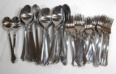 Retroneu CENTURY Stainless Flatware Silverware 44 Piece Soup Spoons Salad Forks
