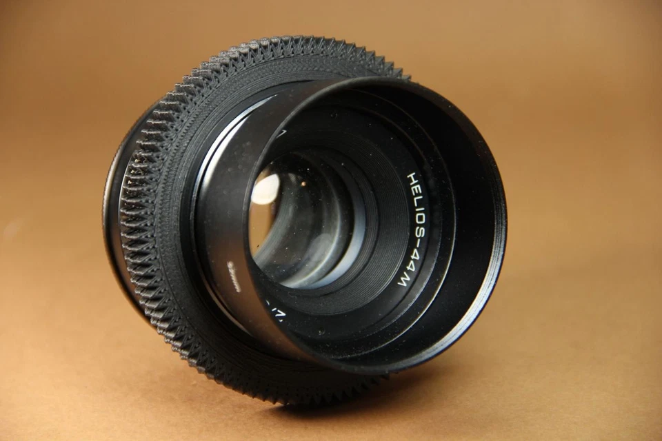 Helios 44M 2/58 KMZ Anamorphic Soviet lens Cine mod M42 mount Canon EF - Image 4 of 4