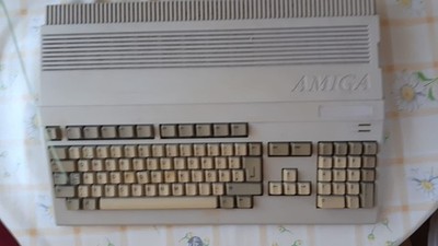 Amiga 500 Grundgerät mit Speichererweiterung