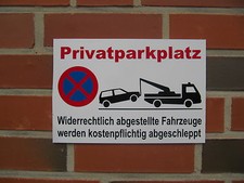 Schild Parkplatz Parken verboten, Gr&ouml;&szlig;e 400 x 300 x 3mm, Parkplatzschilder