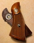 S&W K/L Square Checkered Goncalo Alves Factory Magna Stocks S&W Medallions — photo 4