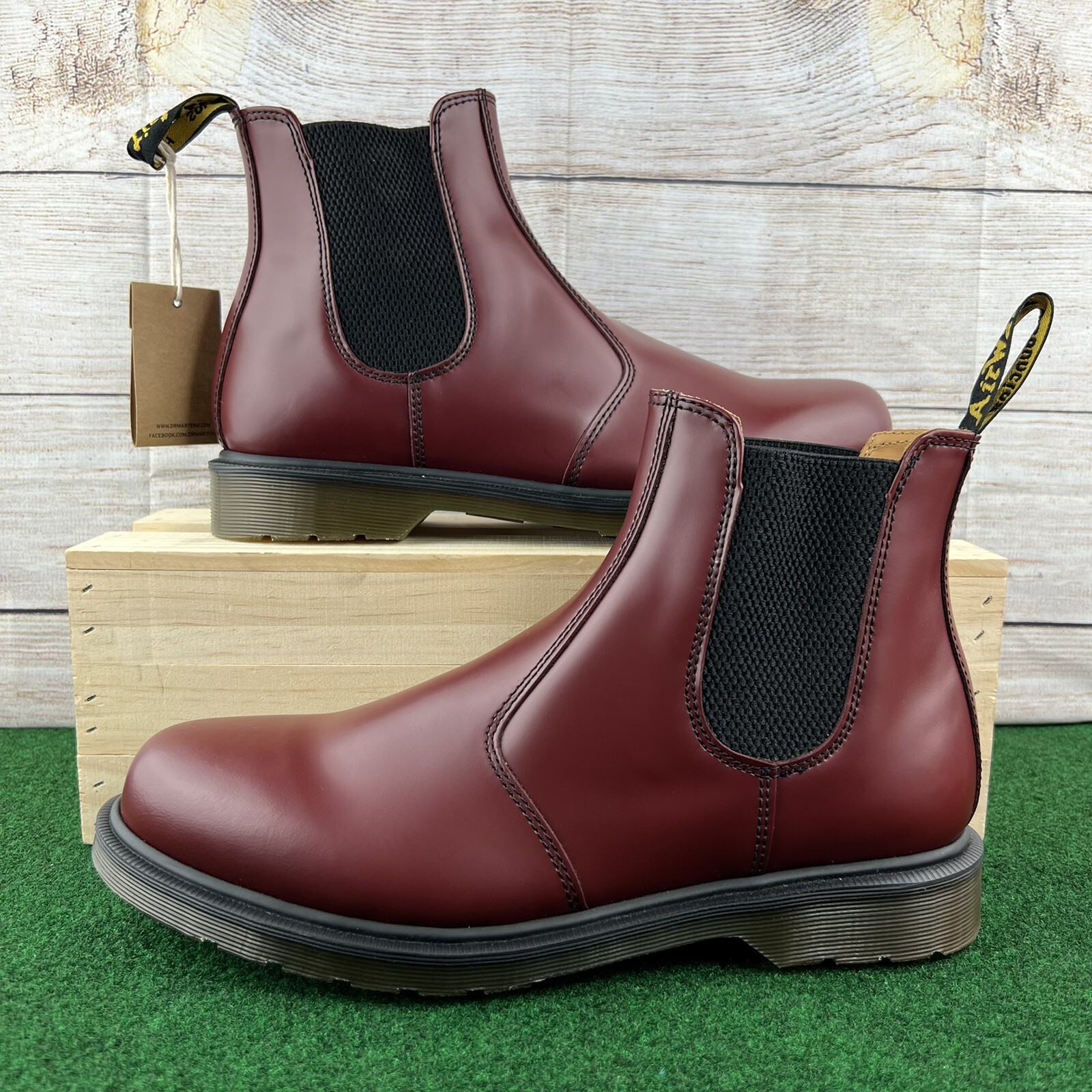 Dr. Doc Martens 2976 Smooth Leather Red 