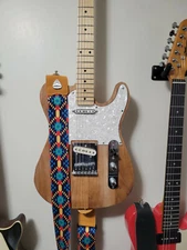Bulldog - Colorful Tweed Guitar Strap - Rubber Strap Locks, Picks