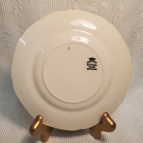 Vtg CROWN DUCAL WARE A1476 URN FRUIT BASKET SCALLOP EDGE - BREAD BUTTER PLATE - Picture 2 of 3