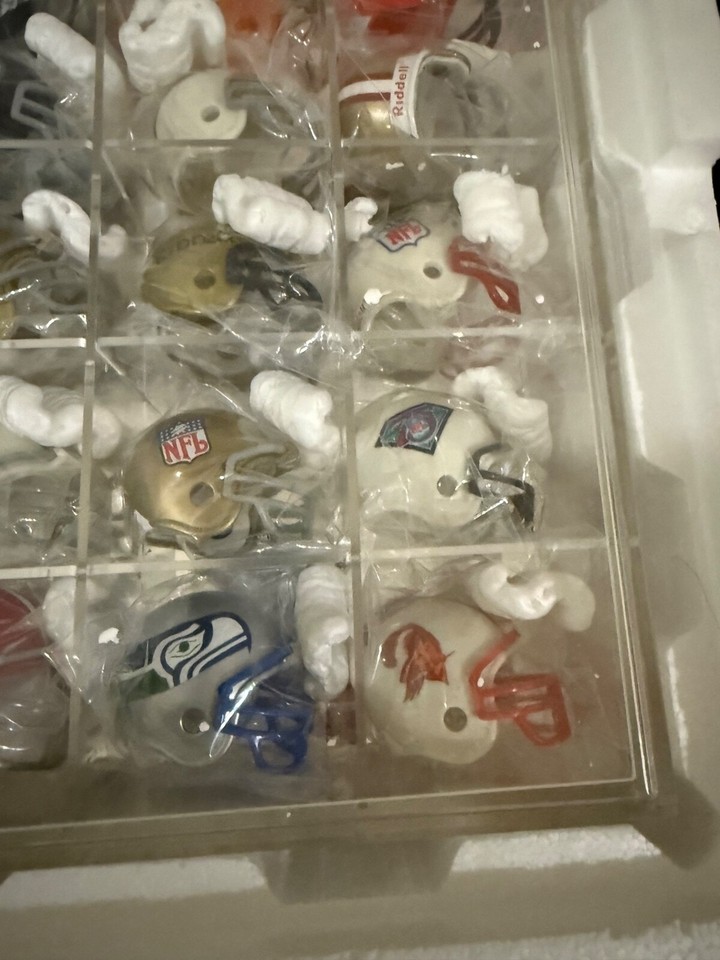 🏈 NFL POCKET PRO SINGLE TEAM HELMETS — Riddell Throwback Series UPDATED ...