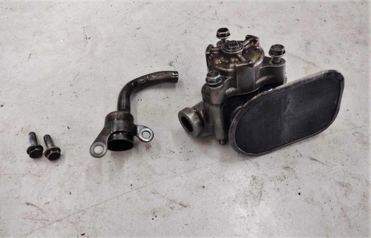 1994-2007 Honda Shadow VT 1100 Engine Oil Pump Strainer Filter OEM