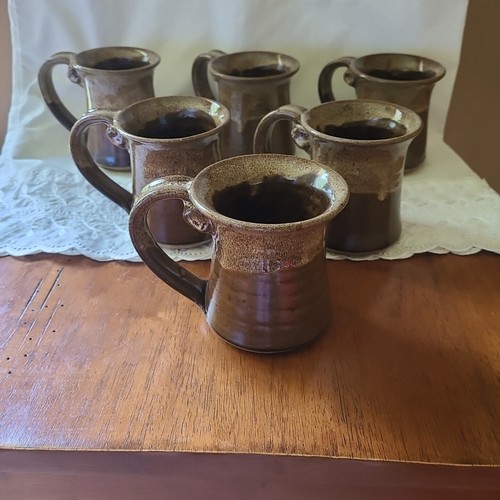 Mug LOT 6 Stoneware Studio art Pottery Signed TP or PT Dated 1977 - Picture 5 of 10