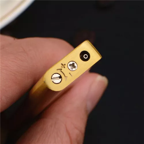 Ultra Thin Refillable Butane Lighter Small Metal Windproof Jet Torch Gas Lighter - Picture 4 of 42