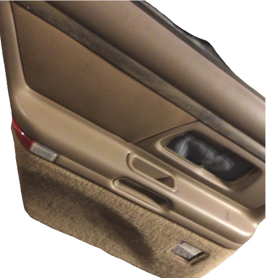 1995 oldsmobile Eighty Eight driver painel interno de guarnição de porta marrom bronzeado - Imagem 4 de 4