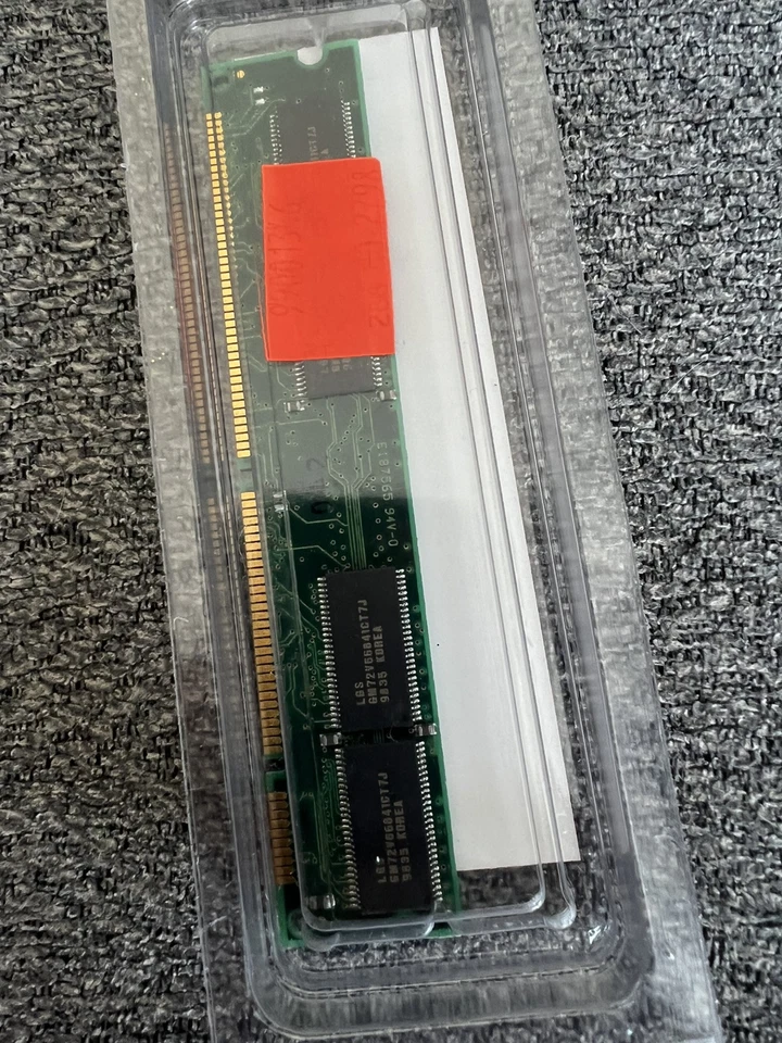 128MB  MEMORY 16X64 PC133 SDRAM RAM SKU #2007-9004 - Image 3 of 3