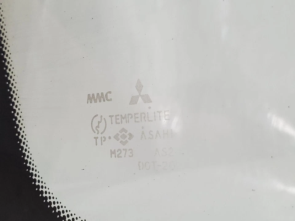 1991 1996 Dodge Stealth RT Turbo Manual OEM Right Rear Quarter Glass - Image 3 of 4