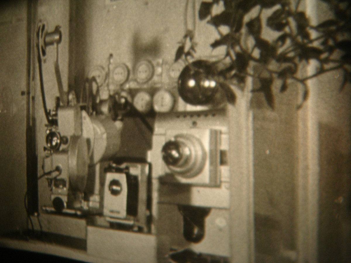 16mm Soviete documentary film B/W movie System storage audio 16mm Soviete documentary film B/W movie System storage audio