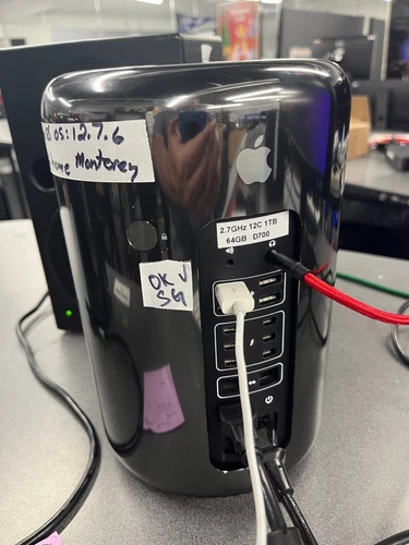 Mac Pro, 12 Core 6,1 Ivy Bridge 2.7 GHz  D700, 64GB RAM, 1TB SSD Monterey