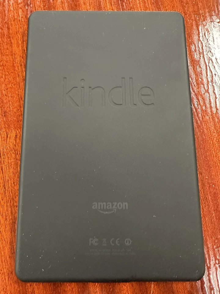 Amazon Kindle Fire Tablet 1st Gen With Brookstone Case 6GB Internal Wi-Fi - Image 2 of 4