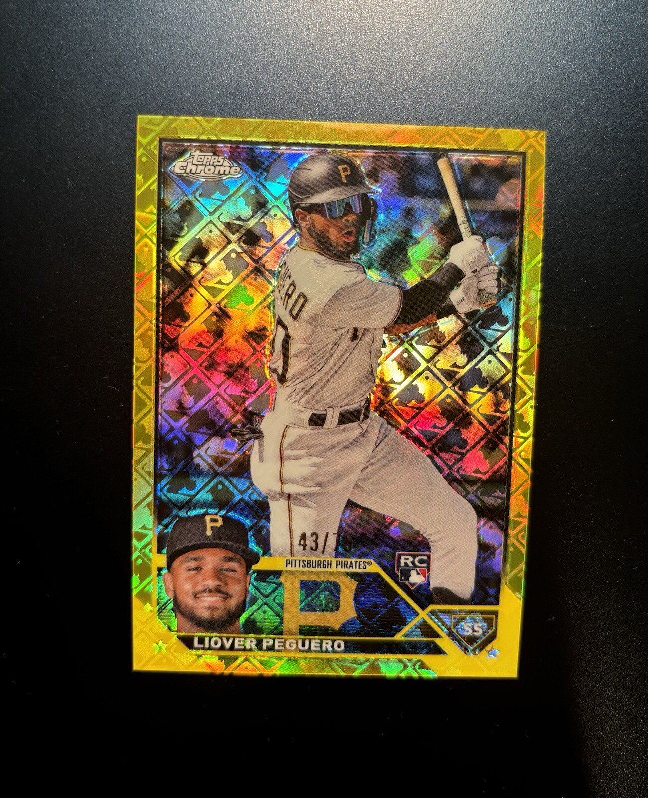 2023 Topps Chrome Logofractor Edition - Yellow Refractor Liover Peguero /75 (RC)