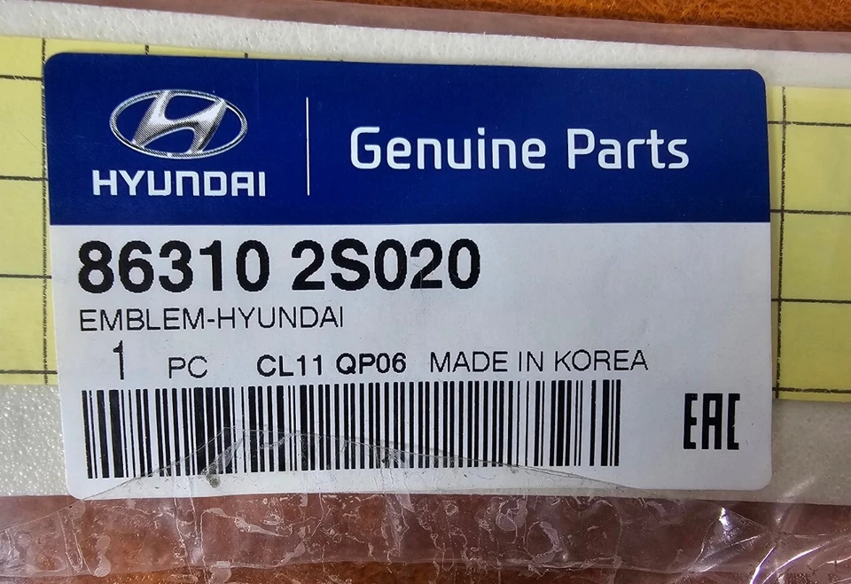 GENUINO HYUNDAI TUCSON 2015-2021 EMBELLECEDOR TRASERO 86310 2S020 NUEVO #C1 Foto 3 de 3