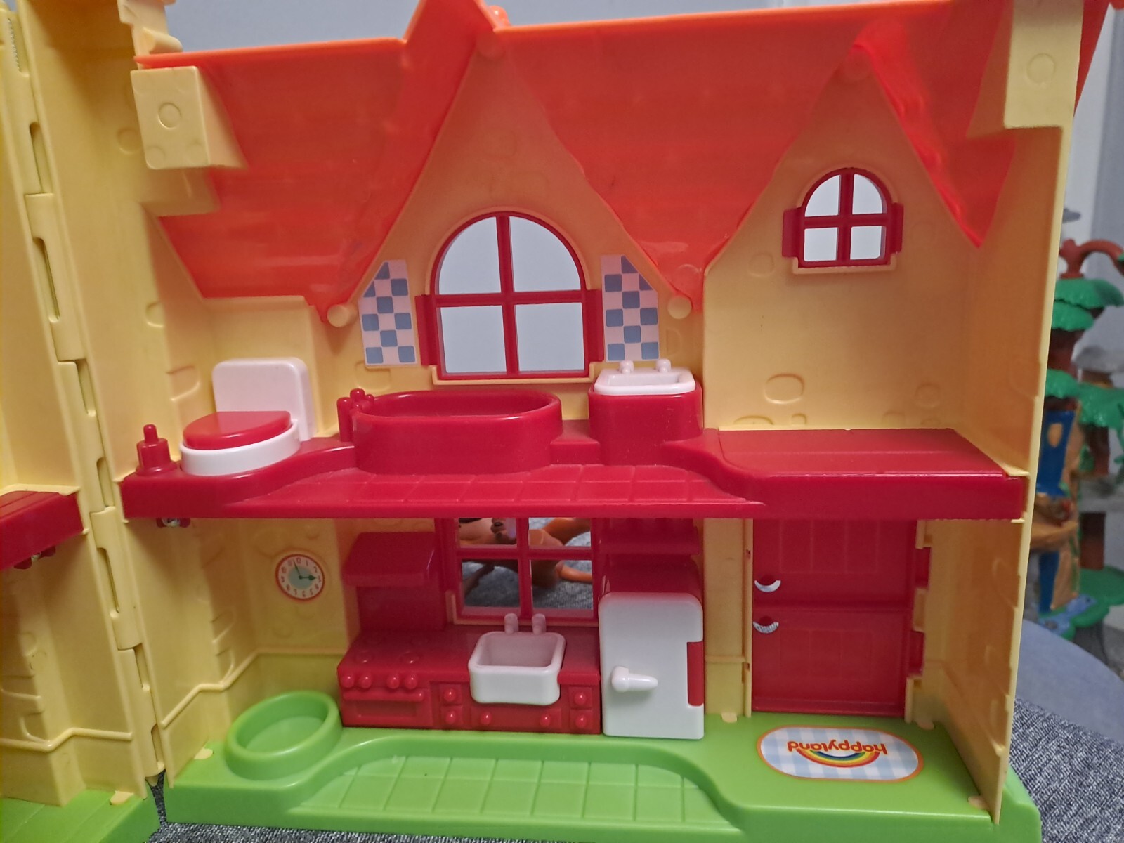 ELC Happyland Goldilocks And The Three Bears House & Figures