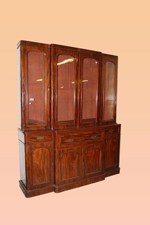 Foto 1 di 3