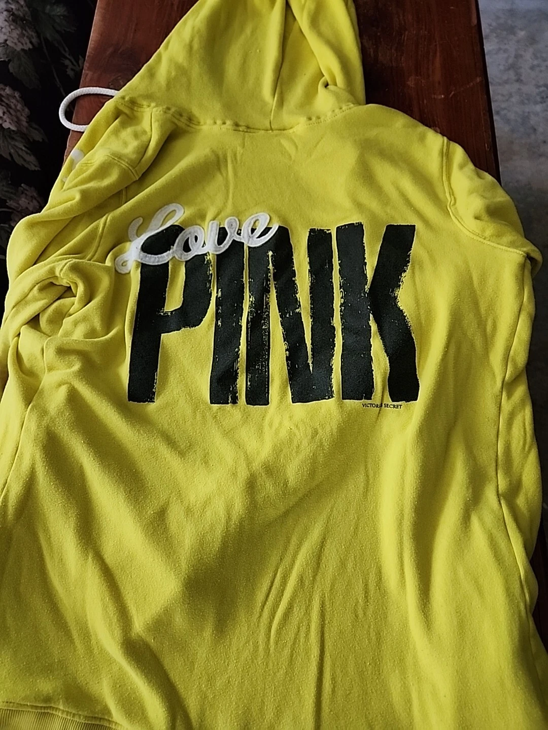 UNDERCOVER Felpa con cappuccio Victorias Secret rosa giallo amore rosa cerniera taglia small