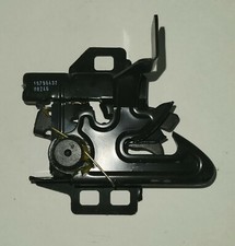 Oem Gm Hood Latch 1999-2007 Chevy Silverado Tahoe Gmc Sierra - 15756432 Oem Gm Hood Latch 1999-2007 Chevy Silverado Tahoe Gmc Sierra - 15756432
