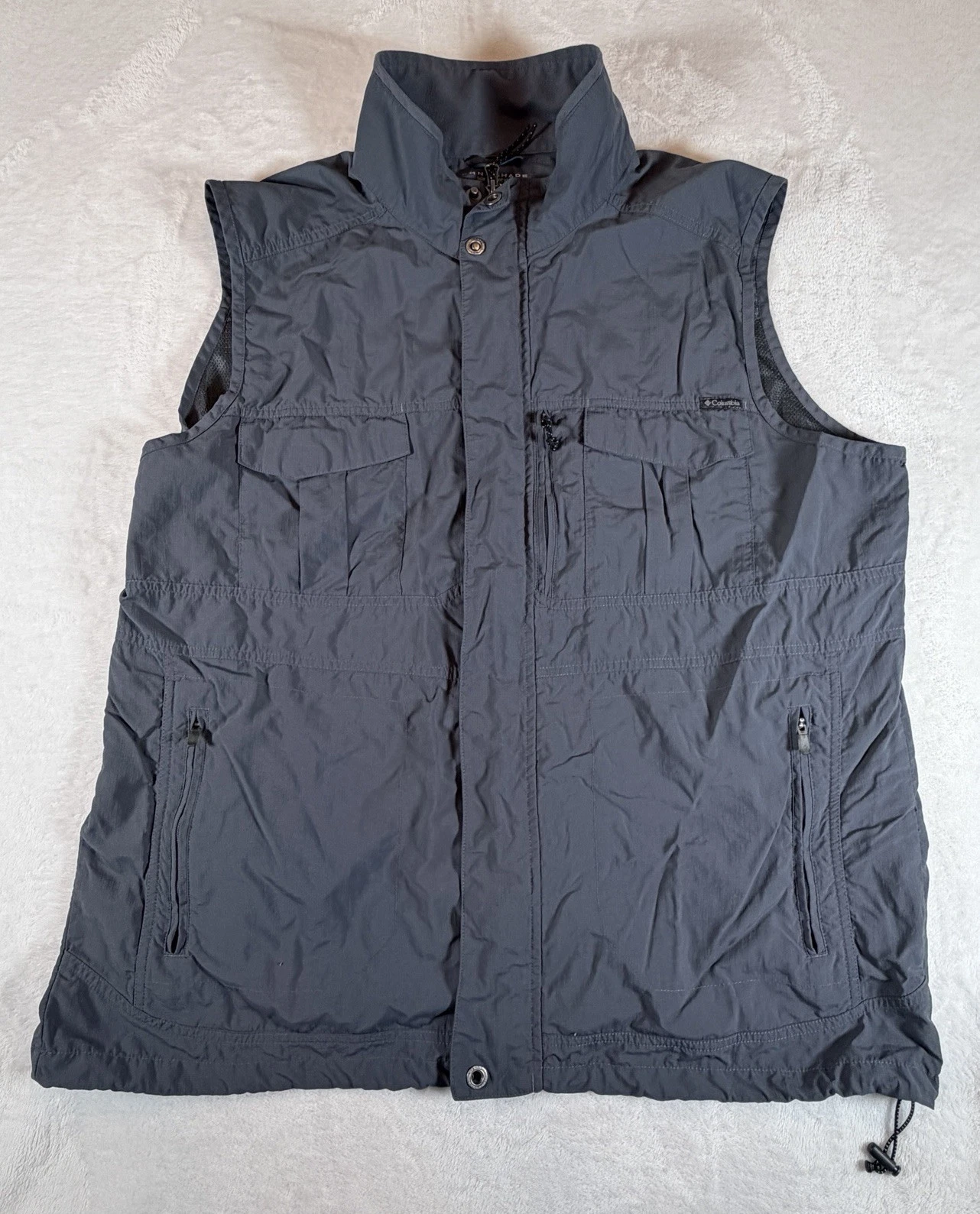 Columbia Fishing Vest Men’s Sz 2XL Gray Utility Pockets Omni Shade Zip Snap