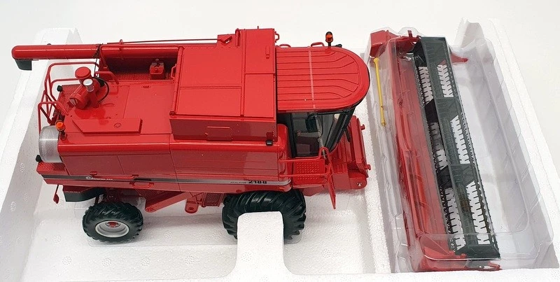 Universal Hobbies 1/32 Scale UH5269 - Case IH 2188 Axial Flow - Red - Image 4 of 4
