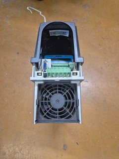 Convertidor de frecuencia Control Techniques SP1406 0 480V SP 5 5T 9 5/11 0A