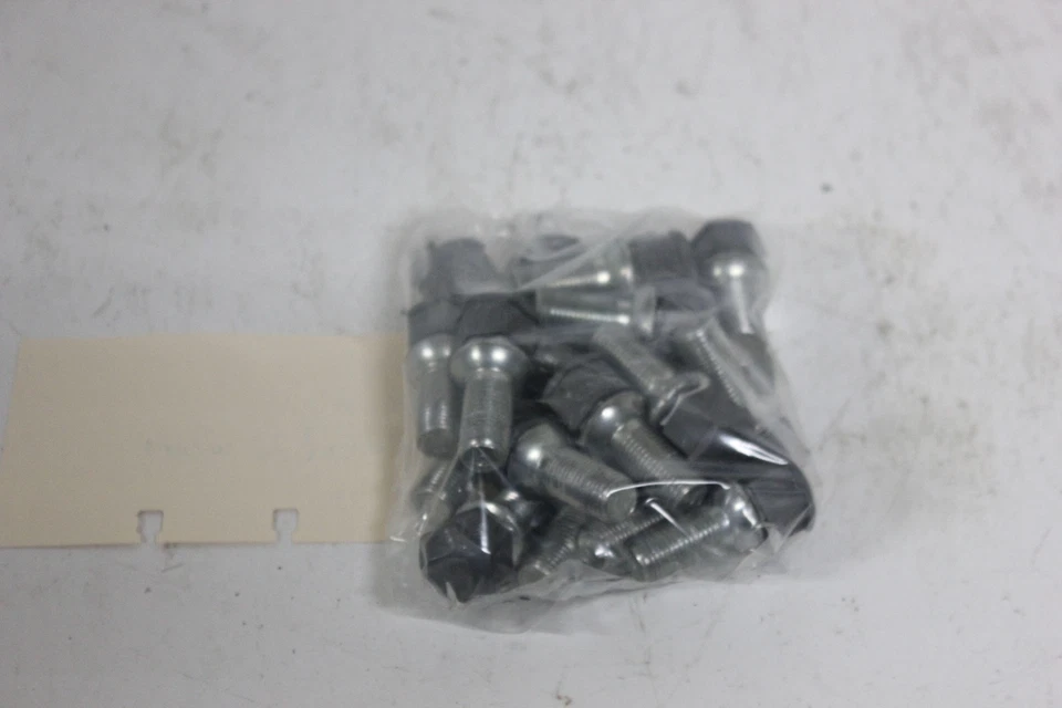 Tuercas AUDI A6 14 Foto 3 de 3