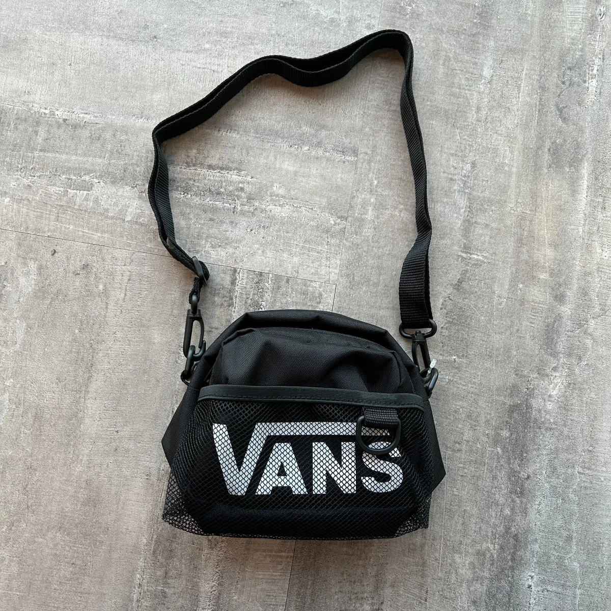 Belt store bag vans
