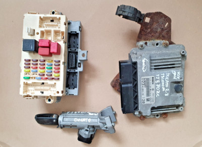 # Ducato Boxer Citroen Relais Motorsteuergerät ECU Kit SET Schloss Einstieg SET