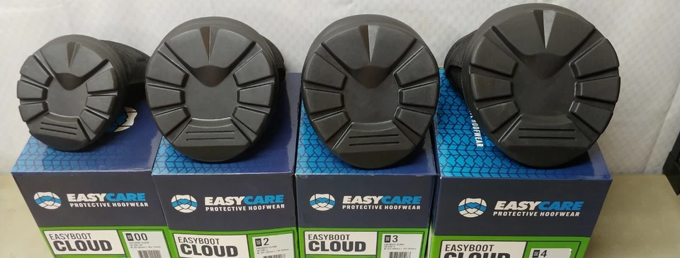 EasyCare Easyboot Cloud Therapy Therapeutic Horse Hoof Recovery Boots Black - Image 3 of 4