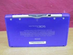 Nintendo 3DS Midnight Purple CTR-001 w/Charger & Games