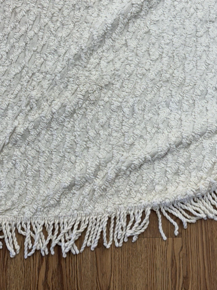 Colcha de chenilla blanca vintage, completa, flecos Foto 3 de 4