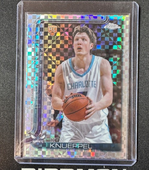 Kon Knueppel 2025-26 Topps Chrome Basketball X-Fractor RC #254 -c