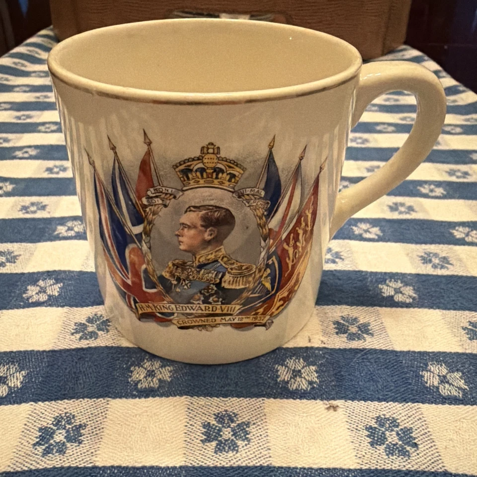 Antique King Edward VIII Coronation Mug Stamped “Made In England” - Image 2 of 4