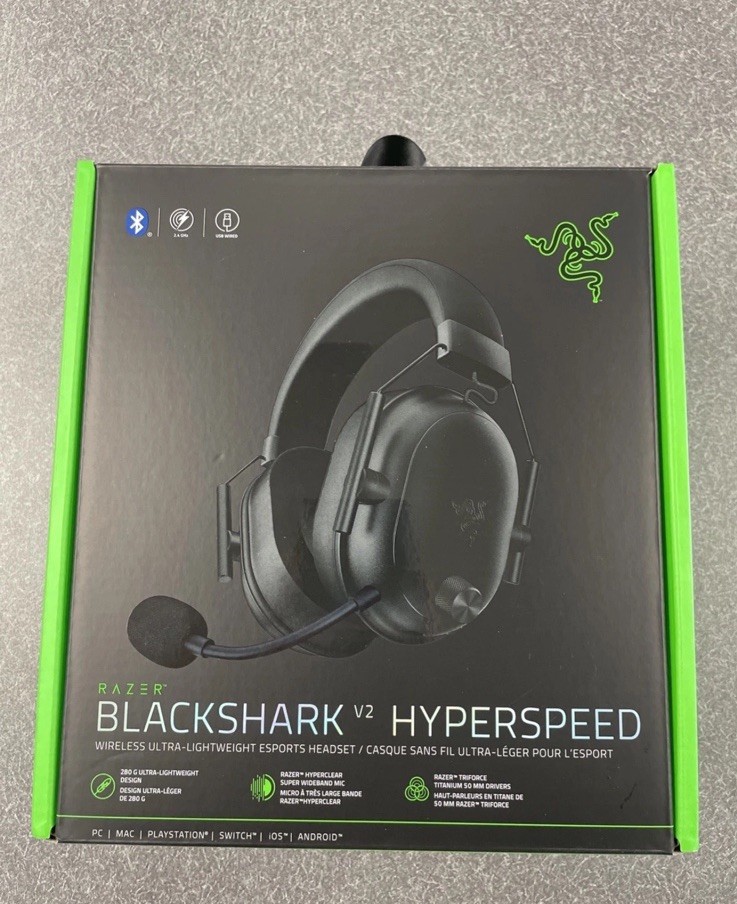 Razer BlackShark V2 HyperSpeed - Wireless Ultra-Lightweight Gaming