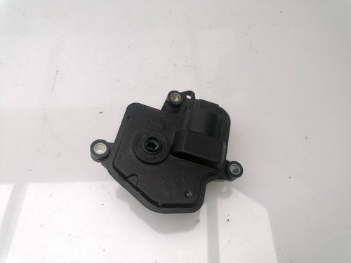 05E907593 MOTEUR / ACTIONNEUR DE VOLET DE CLIMATISATION / 576005 POUR SEAT ALTEA - Photo 1/3