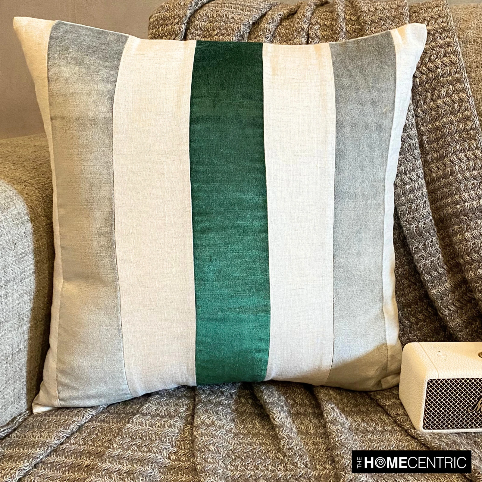 Throw Pillow Cover Green 16"x16", Room Decor velvet - Velvet Band Emerald