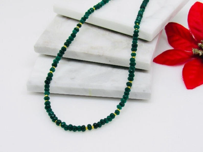 Delicados collares gargantilla de mujer con cuentas de piedras preciosas de rondelle facetadas verde esmeralda 18"" Foto 3 de 4