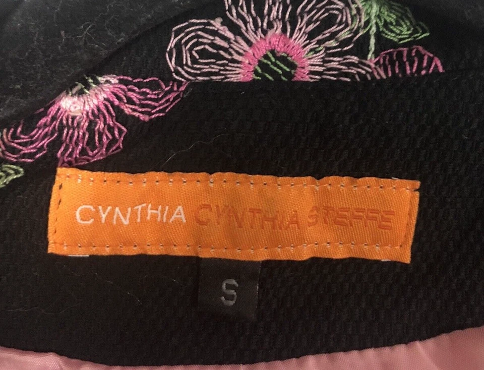 Chaqueta Blazer Cynthia Steffe Para Mujer Negra Bordada Flor Recortada Talla S Foto 3 de 3