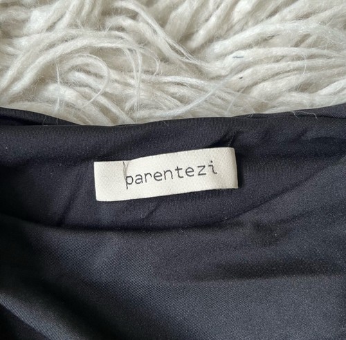 Maglia Parentezi Noe nera senza maniche asimmetrica increspata morbida elasticizzata usata in ottime condizioni M - Foto 9 di 12