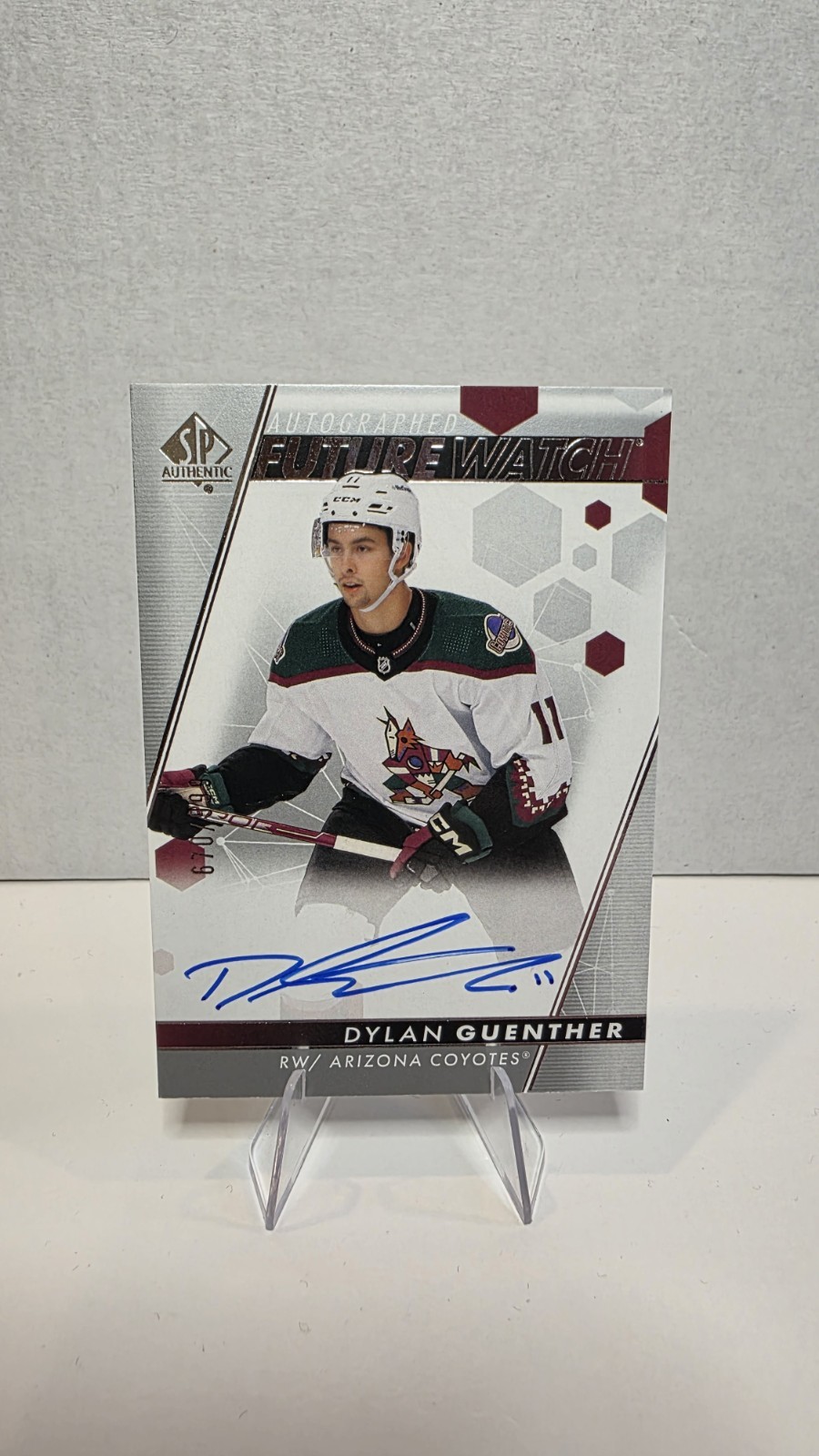2022-23 SP AUTHENTIC DYLAN GUENTHER FUTURE WATCH ROOKIE AUTO SIGNATURE #/999