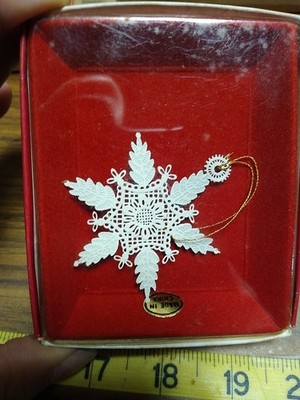 Vtg Winterlace  Snowflake Christmas Holiday Ornament White Filigree 