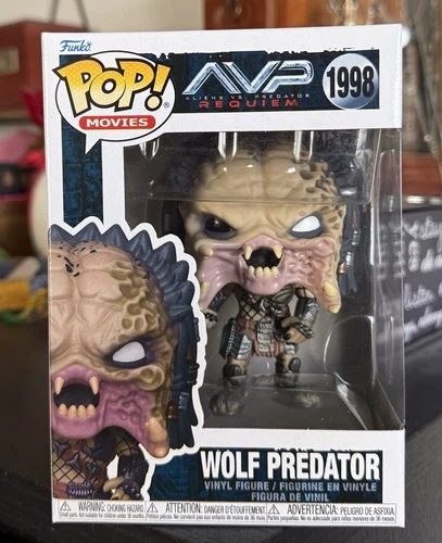 Funko Pop! Movies: WOLF PREDATOR #1998 Alien Vs. Predator Requiem w/Protector