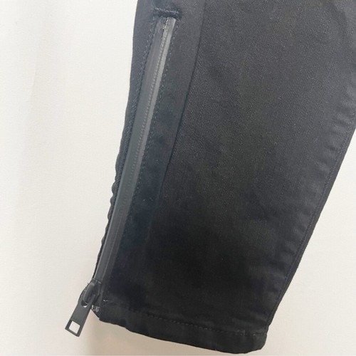 Frame Le High Skinny Crop Jeans with with Rubberized Zipper in Film Noir - Picture 4 of 8