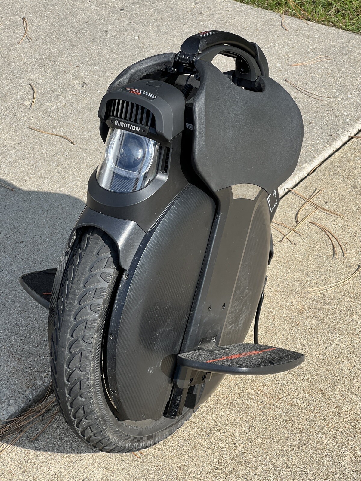 In Motion V11 2200W Electric Unicycle Black 735189000021 eBay